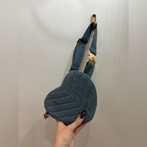 BNWT denim Heart-Shaped Quilted bum Bag belt bag Blue two tone crossbody chains